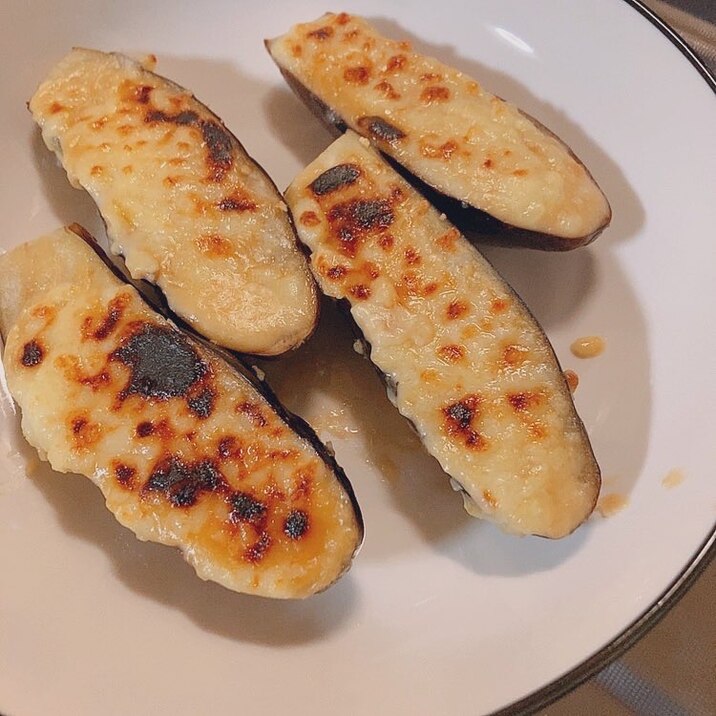 茄子のチーズ焼き　(味噌マヨ味)